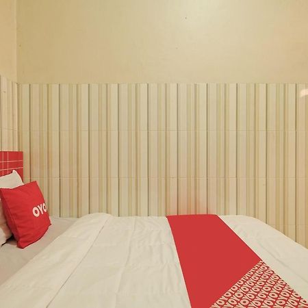 Oyo 91453 Hotel Srikandi Gejayan Maguwo Zewnętrze zdjęcie