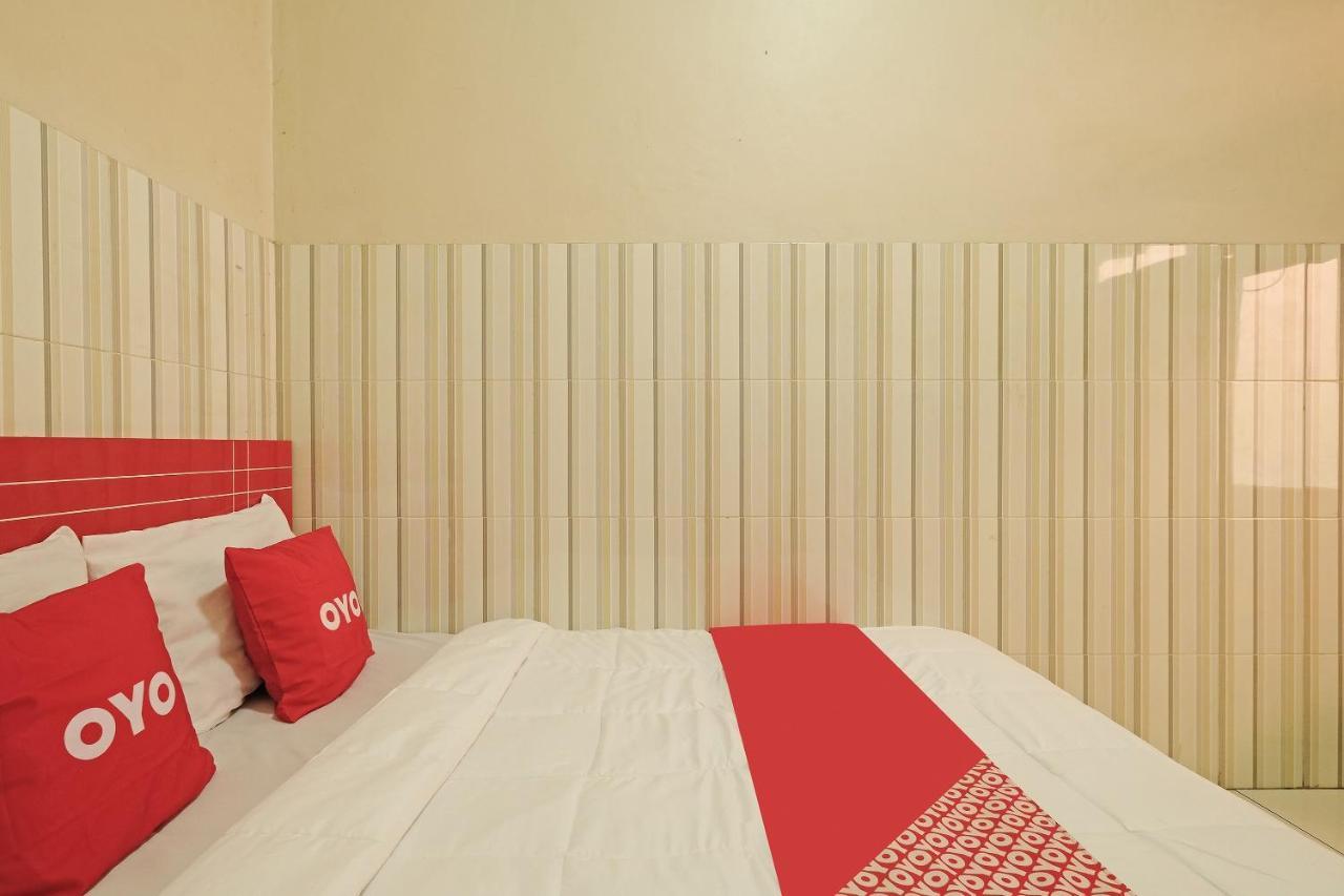 Oyo 91453 Hotel Srikandi Gejayan Maguwo Zewnętrze zdjęcie