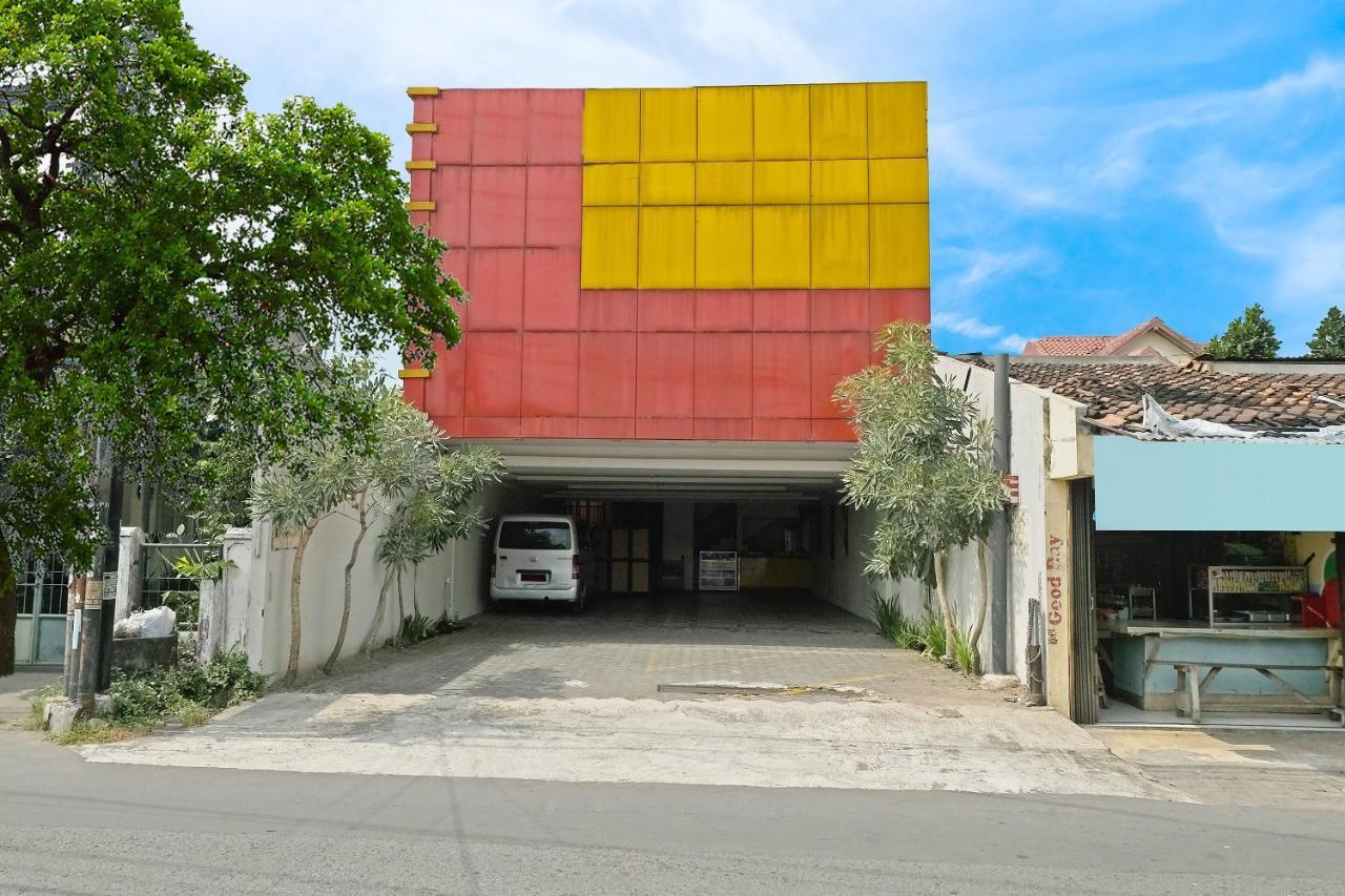 Oyo 91453 Hotel Srikandi Gejayan Maguwo Zewnętrze zdjęcie